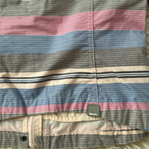 Bench Jacket - Picture 6 of 9